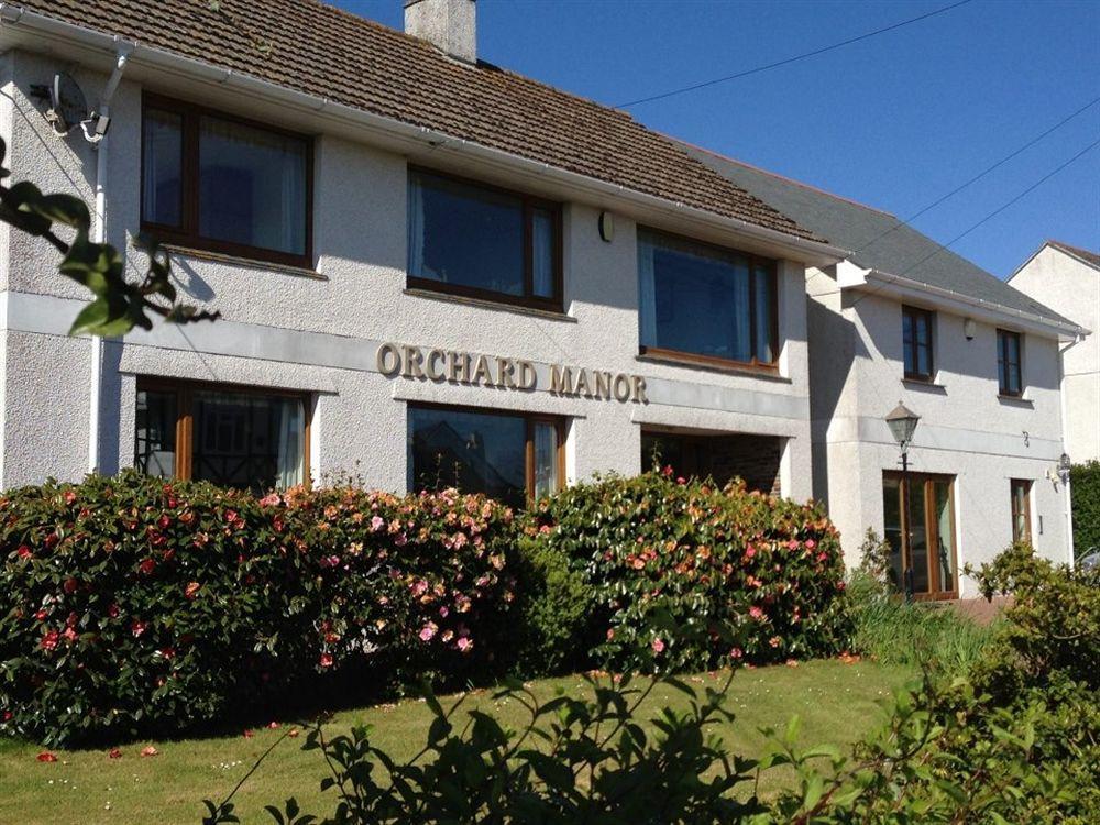 Готель Orchard Manor Probus Екстер'єр фото